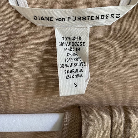 Diane von Furstenburg Olga Wrap Blouse Size S - Picture 4 of 8